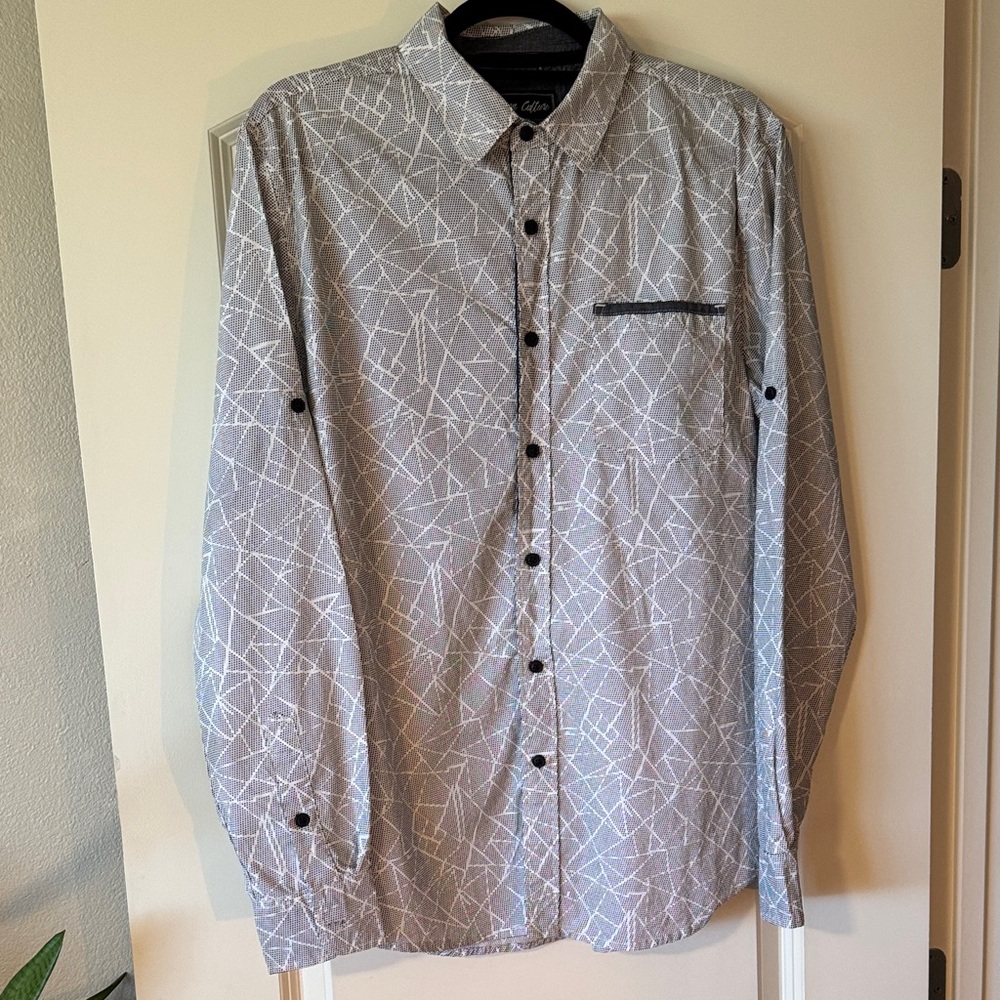 Casual used L Men's Shirt with Geometric Design